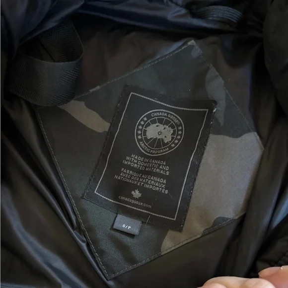 Canada Goose Camouflage Puffer Jacket with Fur Hood - Picture 2 of 8